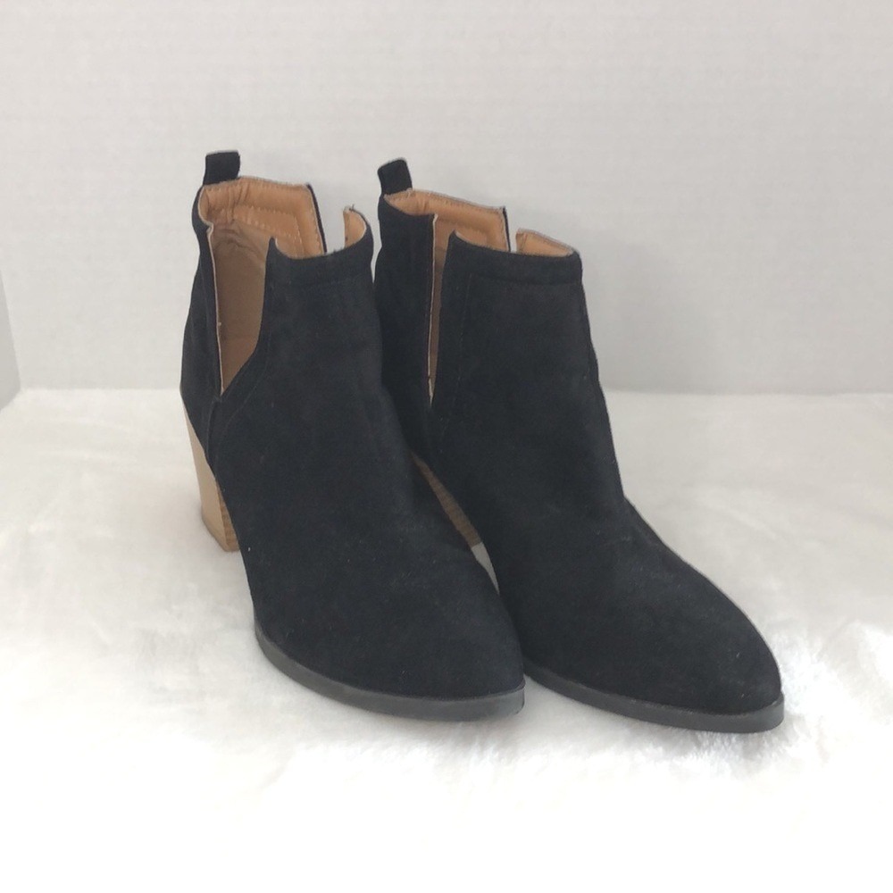 QUPID Blackâ Suede Block Heel Bootie Ankle Boot Women Size 5 Classic